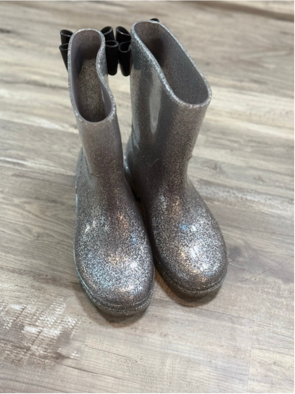Jelly Beans Girls Silver Glitter Rain Boots Black Bow Size 2
